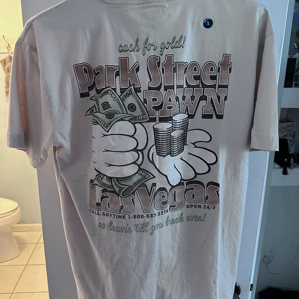Hollister White Las Vegas Graphic Tee - Picture 3 of 6